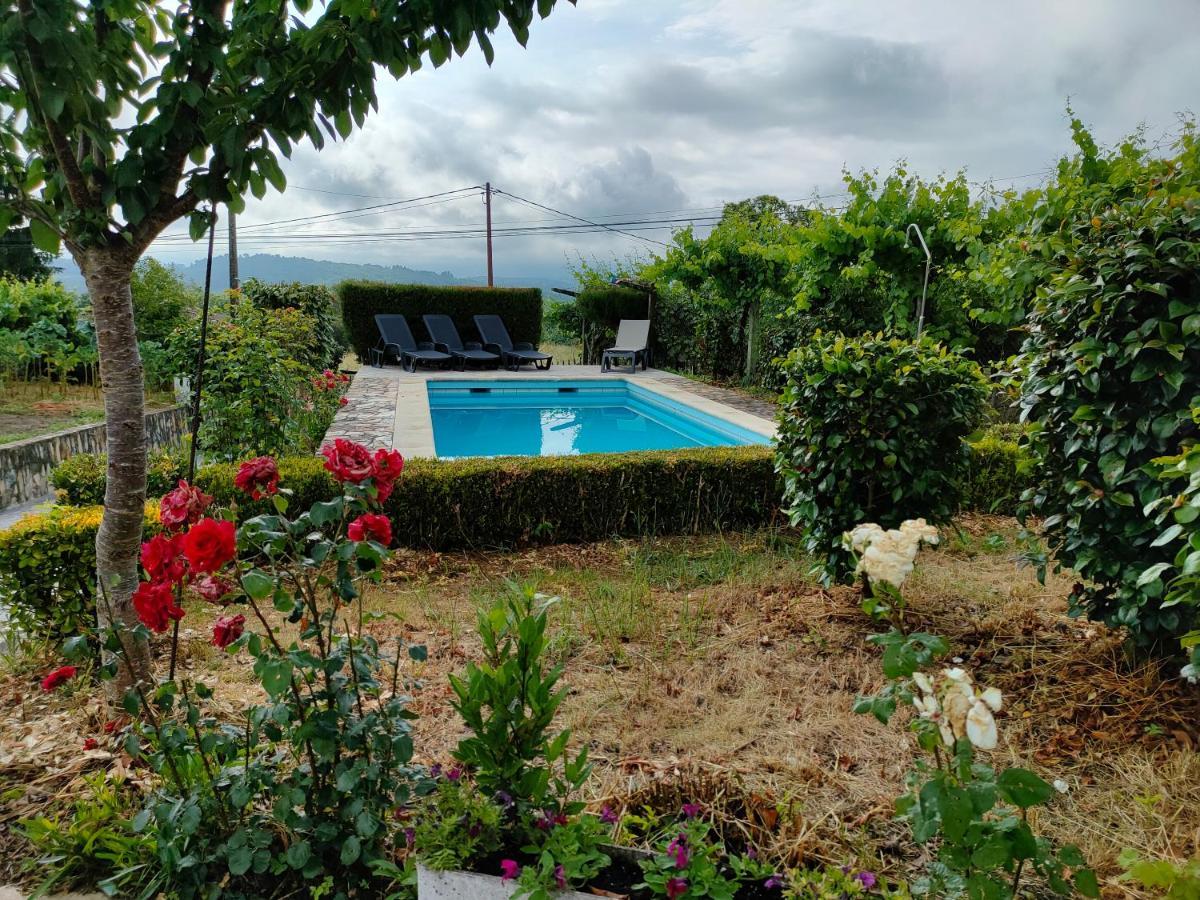 Villa Con Piscina En Panton Ribeira Sacra Galicia Ideal Para Familias Kültér fotó